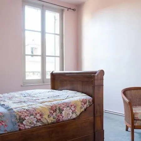 La Maison Du Parc Bed and breakfast