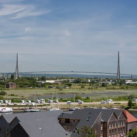 Bed and breakfast La Maison Du Parc 4*