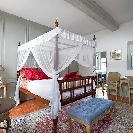 Frühstückspension La Maison Du Parc 4*