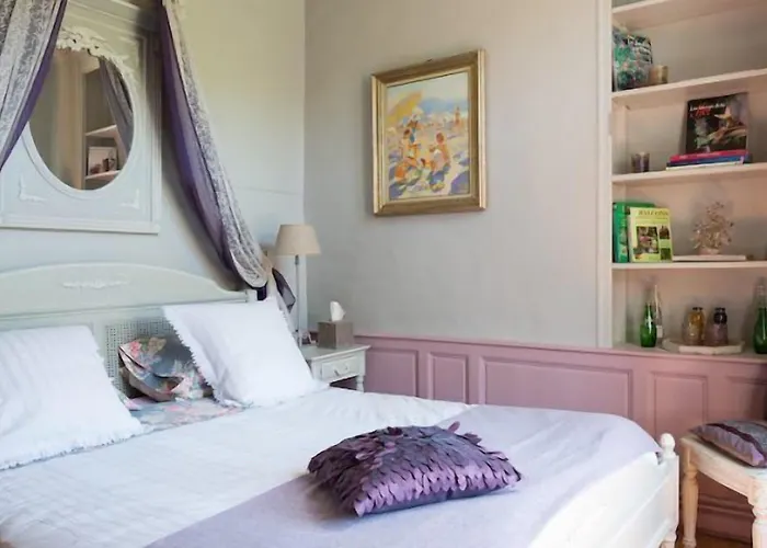 La Maison Du Parc Bed & Breakfast